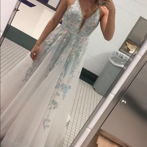 Prom dress
